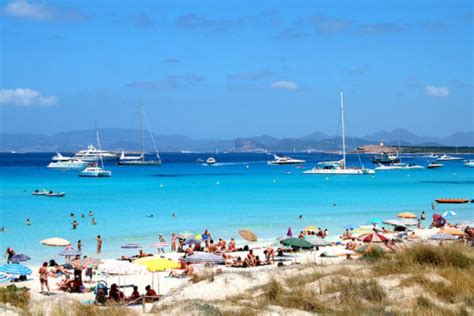 Scooter rental in Formentera | Cooltra.com