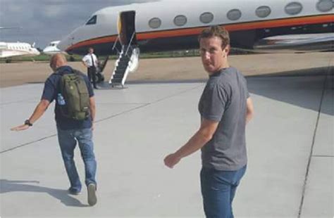 See photos of Mark Zuckerberg boarding a private jet at ...