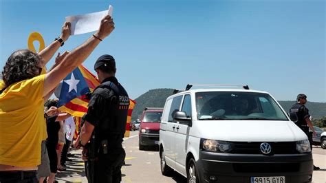 Seis de los presos catalanes ingresan en las cárceles de ...