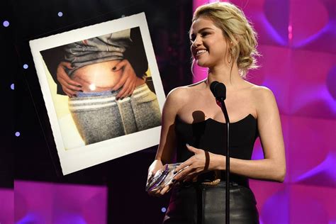 Selena Gomes dedica su Billboard Award a su mejor amiga ...