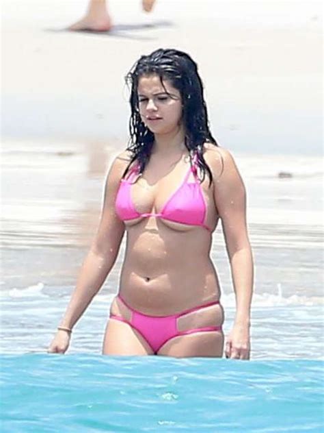 Selena Gomez   bikini  Mexico ...   Off Topic   Foro ...