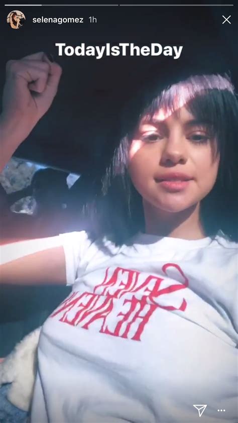 Selena Gomez debuts bangs on Instagram   Business Insider