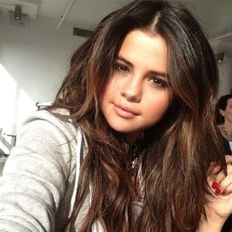 Selena Gomez®©  @selenagomezvsg  | Twitter