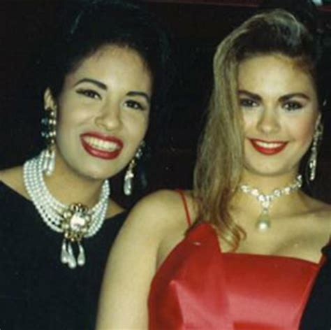 Selena Quintanilla Never Before Seen Photos