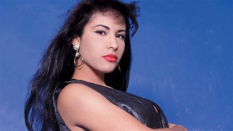 Selena Quintanilla to Receive Star on Hollywood Walk of ...
