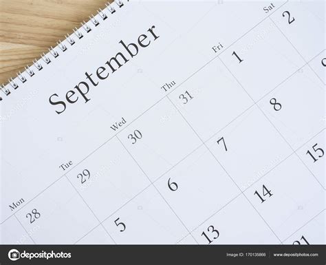 Septiembre calendario blanco página 2 — Foto de stock ...