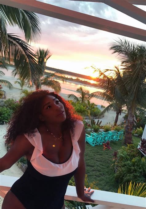 Serena Williams curte lua de mel nas Bahamas Vogue | Gente