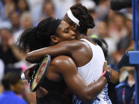 Serena Williams defeats Venus Williams at 2015 US Open ...