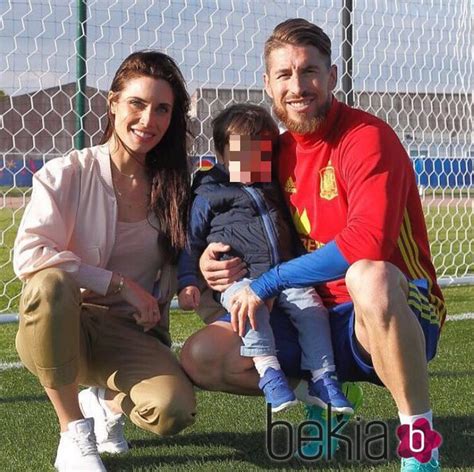 Sergio Ramos recibe la visita de Pilar Rubio y su hijo ...