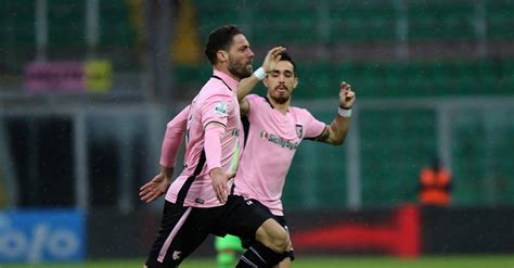 Serie B Italiana: Palermo vence Ternana e mantém liderança
