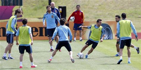 Sesión de entrenamiento de la selección española de fútbol ...