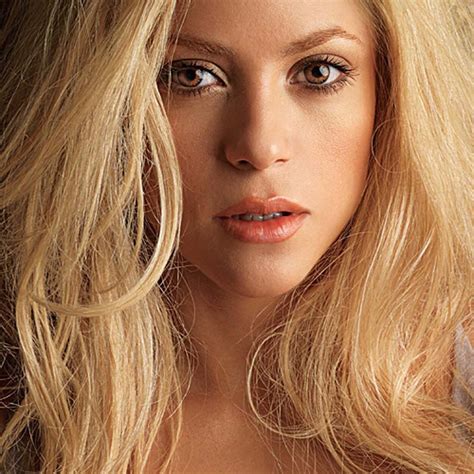 Shakira  @ShakirasEmpire  | Twitter