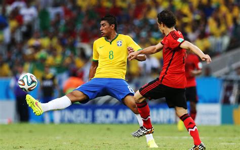 Should Fernandinho replace Paulinho in the Brazil starting XI?