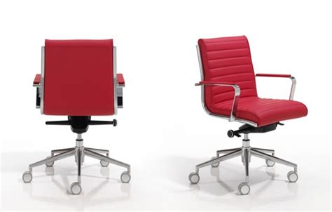 Sillas direccionales con puro diseño: Conoce la silla ...