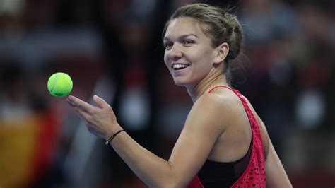 Simona Halep into China Open semi final to close in on ...