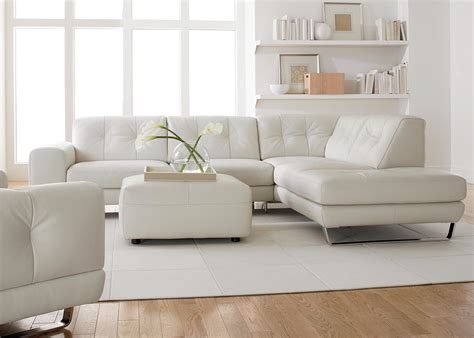 Simple Modern Minimalist Living Room Decoration With White ...