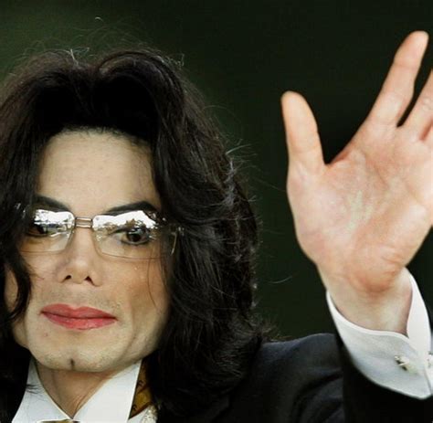 Skin infection: Michael Jackson may have  flesh eating ...