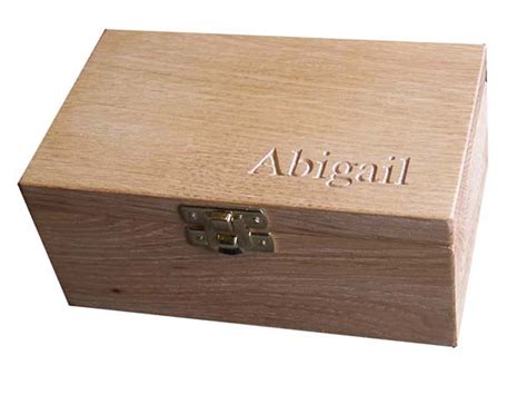 Small hardwood custom wooden boxes for presentation and ...
