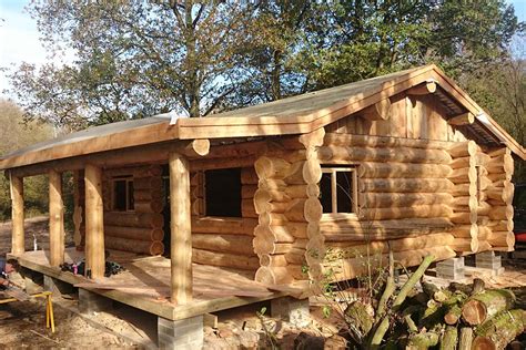Small Log Cabins