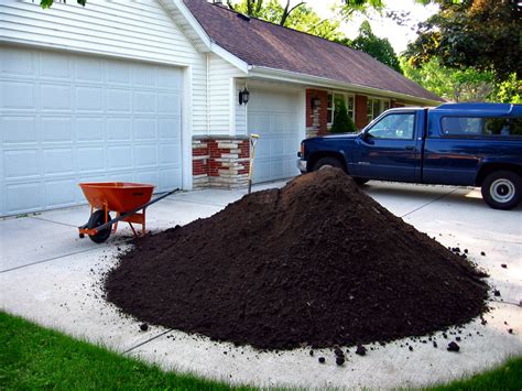 Soul Amp: Photos of Five  5  Cubic Yards of Top Soil ...