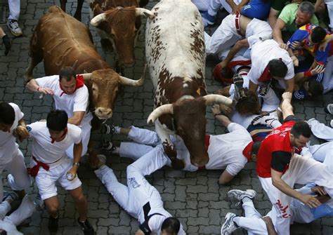 Spain: Pamplona Bull Run Festival Begins [VIDEO+PHOTOS]