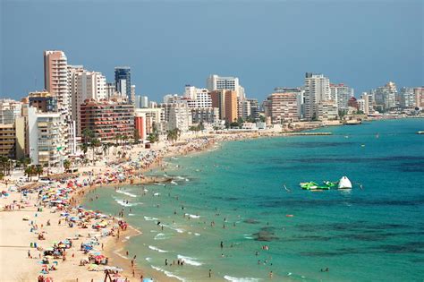 Spain set to smash tourism records in summer 2016