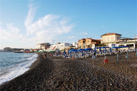 Spiaggia Marina di Cecina, Toscana: spiagge italiane su ...