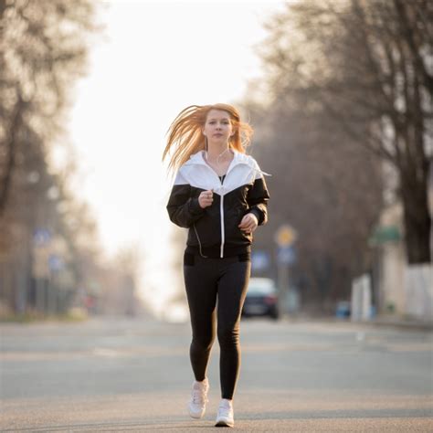 Sport woman running Photo | Free Download
