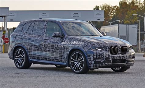 Spyshots: 2019 BMW X5 and X5 M Show More Skin in ...