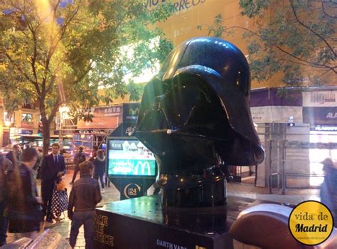 Star Wars 7 | Madrid | esposizione in strada | Il ...