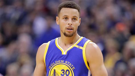 Stephen Curry dons Raiders jersey after losing bet ...