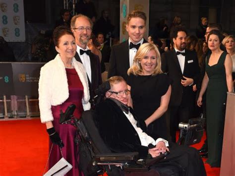 Stephen Hawking, las mujeres de su vida | Mujerhoy.com