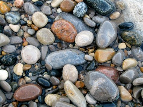 Stones | Stones on the shore of Lake Michigan at Fisherman ...