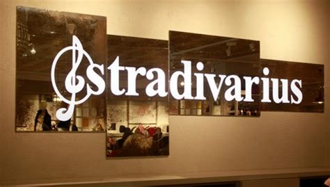 Stradivarius: Trabaja con nosotros y Enviar Curriculum