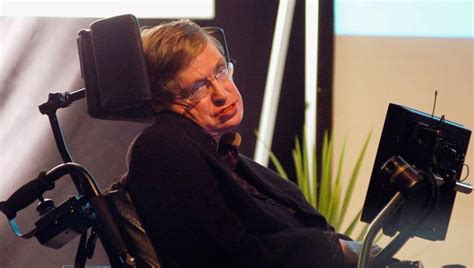Subastarán la primera silla de ruedas de Hawking   LA ...