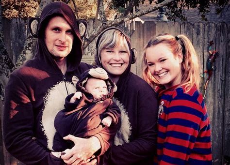 Successful actor Ashton Kutcher and his family. Have a look!