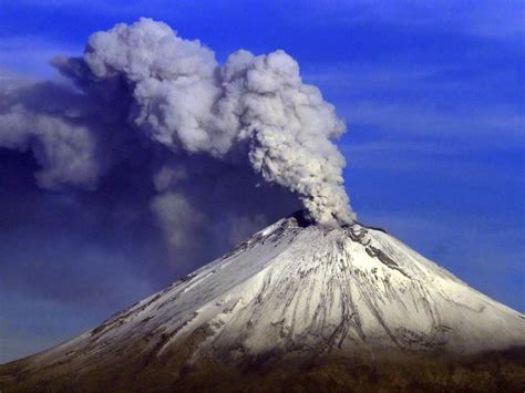 Suma volcán Popocatépetl 469 exhalaciones