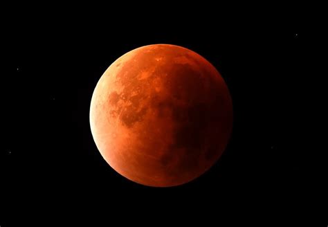 Super Blue Blood Moon 2018: What It Is and When to See It