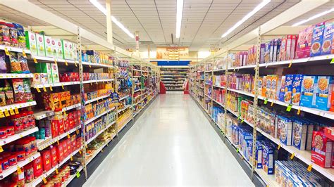 Supermercado é multado por desrespeito a trabalhador ...