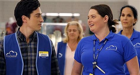 Superstore  TV serie 2015   | MovieZine