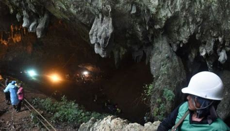 Tailandia: 12 chicos quedaron atrapados en una cueva – Fm ...