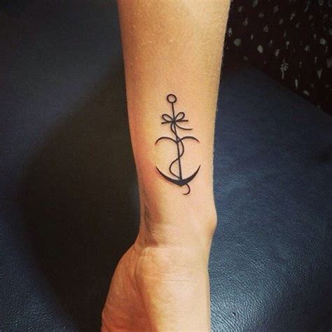 Tattoo women, Bow tattoos and Woman tattoos on Pinterest