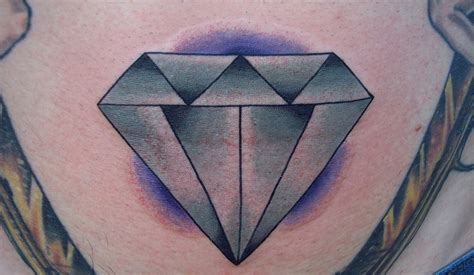 Tatuaje de diamante, significado y simbolismo
