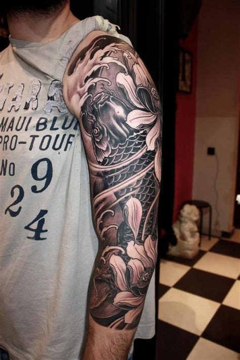 Tatuajes de carpas japonesas en el brazo | Belagoria | la ...
