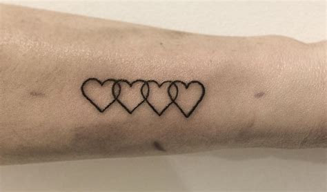 Tatuajes de corazones pequeños