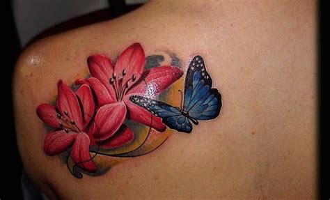 Tatuajes de flores y mariposas