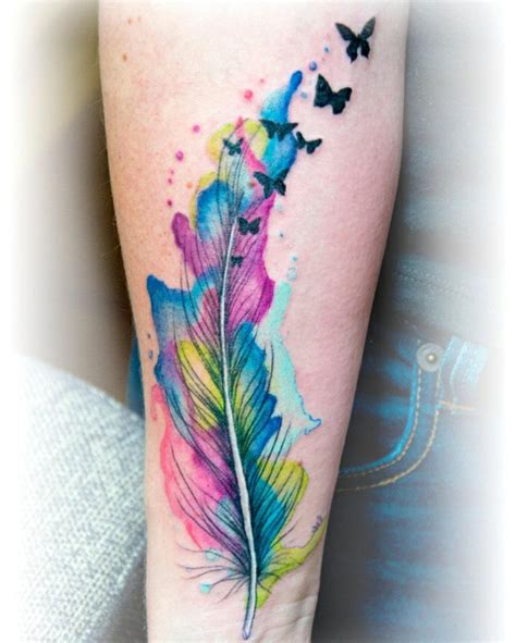 Tatuajes de plumas, el significado que queda grabado en el ...