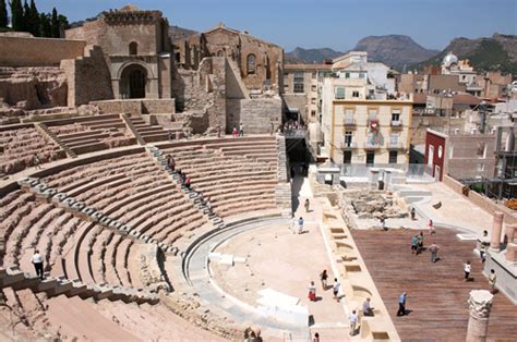 Teatro Romano | VIAJES CON ENCANTO