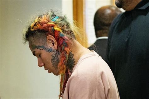 Tekashi 6ix9ine Spent $50K In 10 Minutes At The Gucci Store