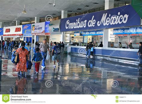 Terminal Central Del Norte, Ciudad De México Foto ...